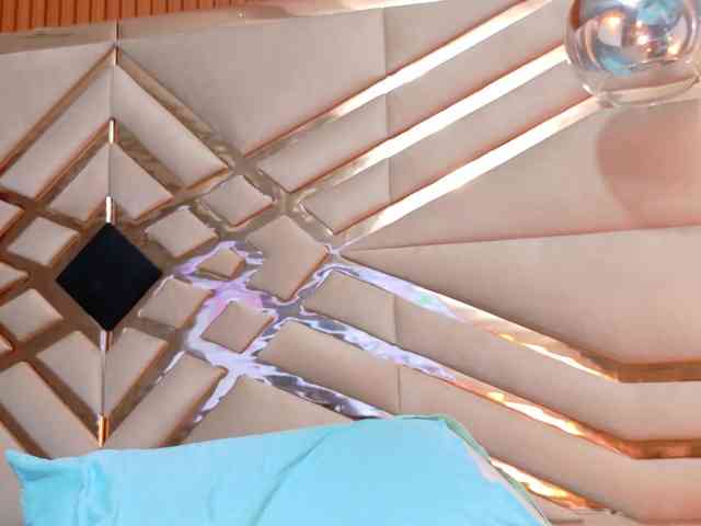 Sexyladyandhot webcam