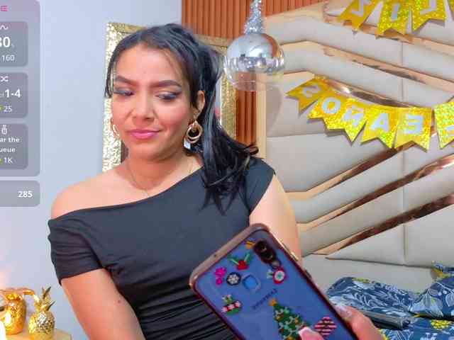 Sexyladyandhot webcam