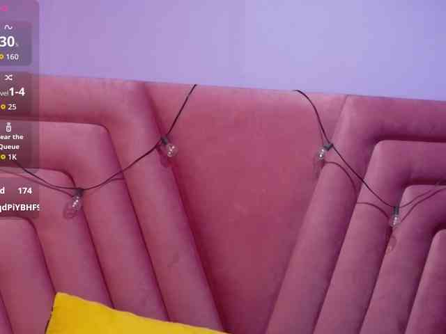 Sexyladyandhot webcam