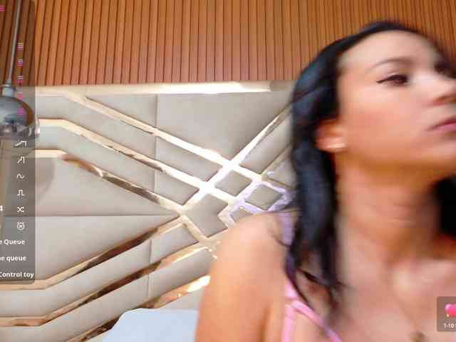 Sexyladyandhot webcam