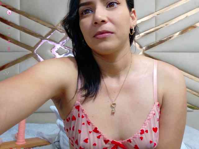 Sexyladyandhot webcam
