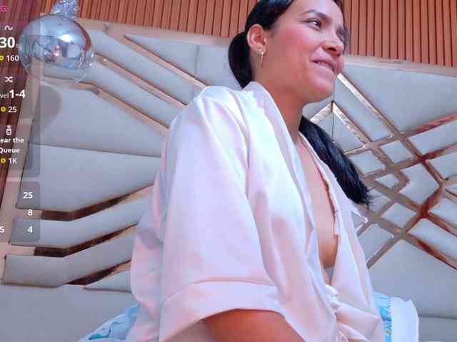 Sexyladyandhot webcam