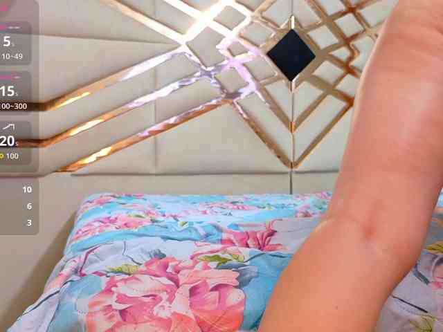 Sexyladyandhot webcam