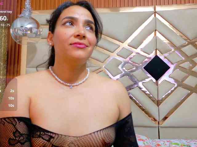 sluttyandmature sluttyandmature