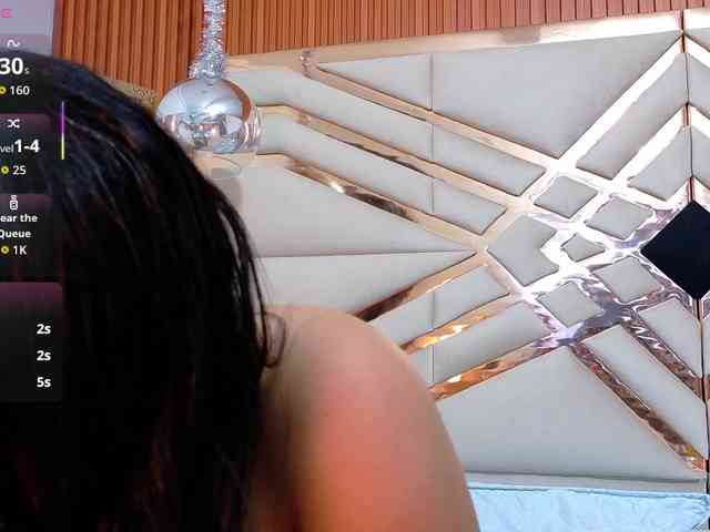 Sexyladyandhot webcam