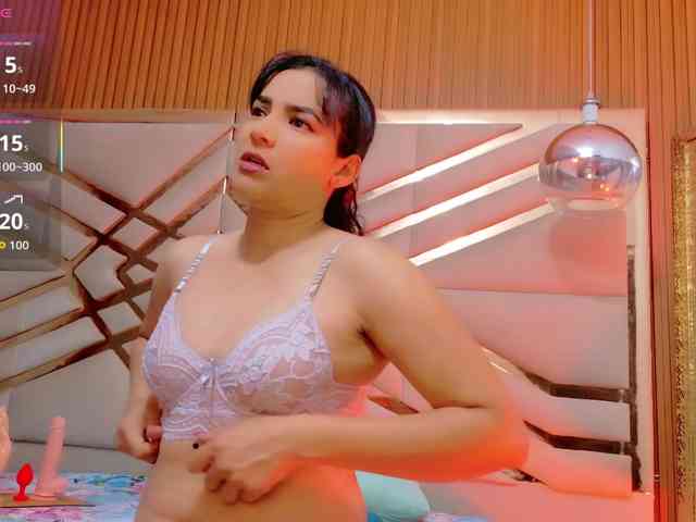 Sexyladyandhot webcam