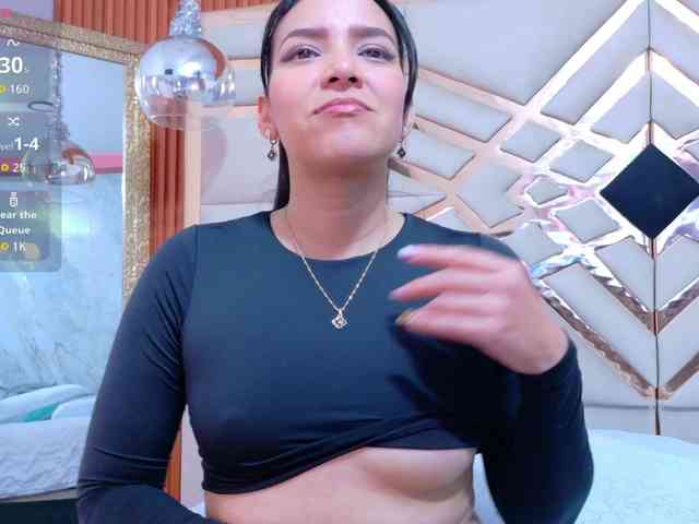 Sexyladyandhot webcam