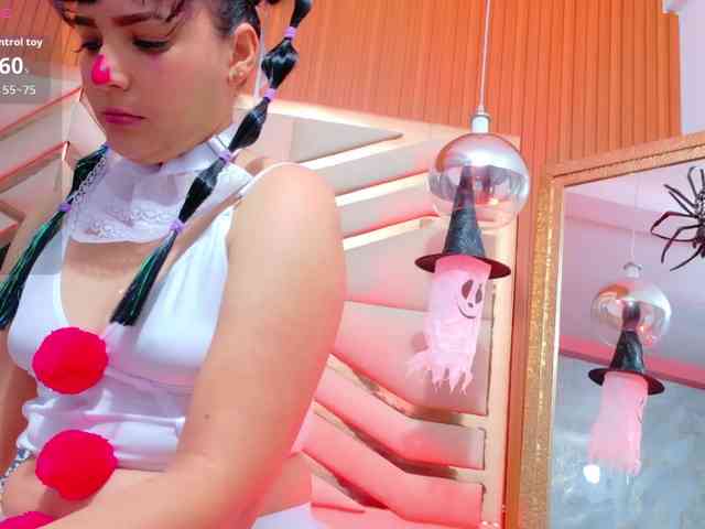 Sexyladyandhot webcam