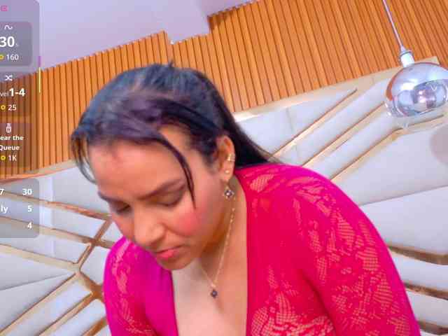 Sexyladyandhot webcam