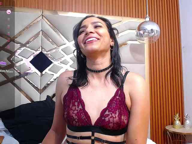 Sexyladyandhot webcam