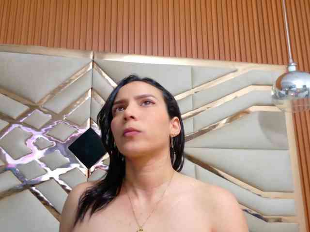 Sexyladyandhot webcam