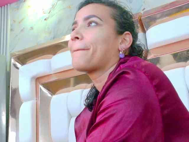 Sexyladyandhot webcam