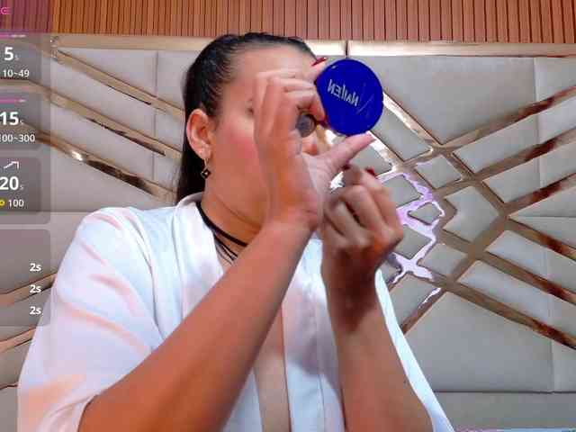 Sexyladyandhot webcam