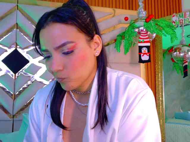 Sexyladyandhot webcam