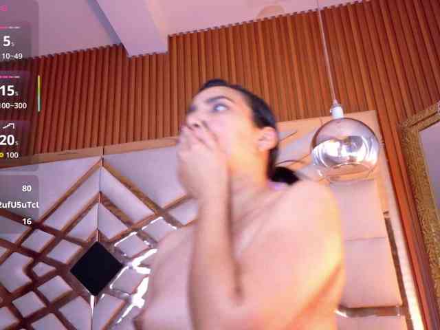 Sexyladyandhot webcam