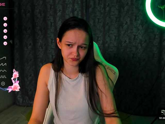 FalconeBaby's BongaCams show and profile