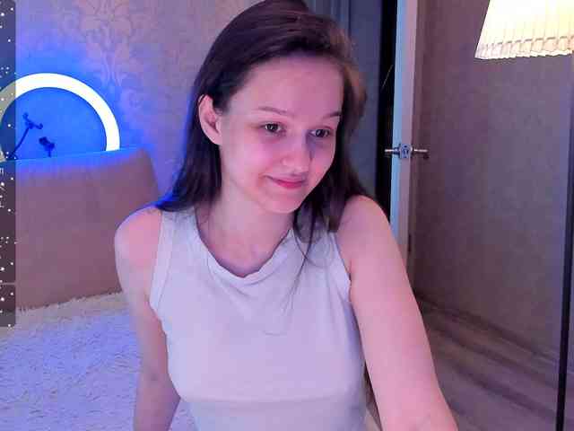 Falcon_Baby webcam