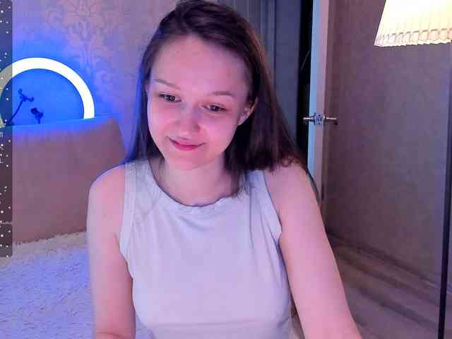 Falcon_Baby webcam