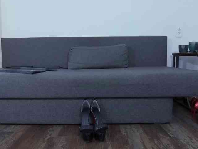 Crazymomentss webcam