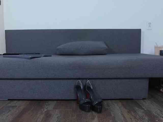 Crazymomentss webcam