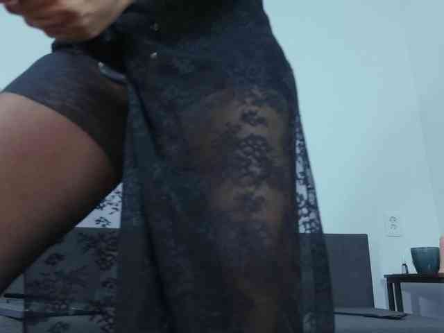 Crazymomentss webcam