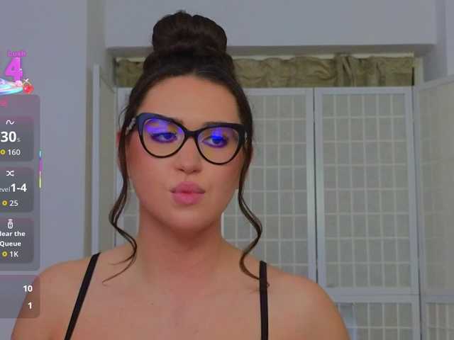 SweetScribe's BongaCams show and profile