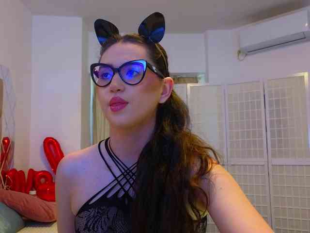 striptease chat SweetScribe