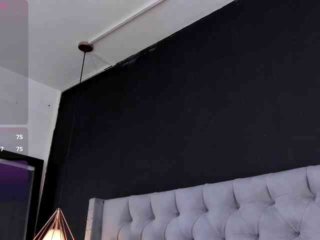 angeline-blake Live Webcam on BongaCams