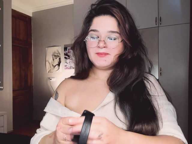 JulySlowdive from BongaCams is Freechat