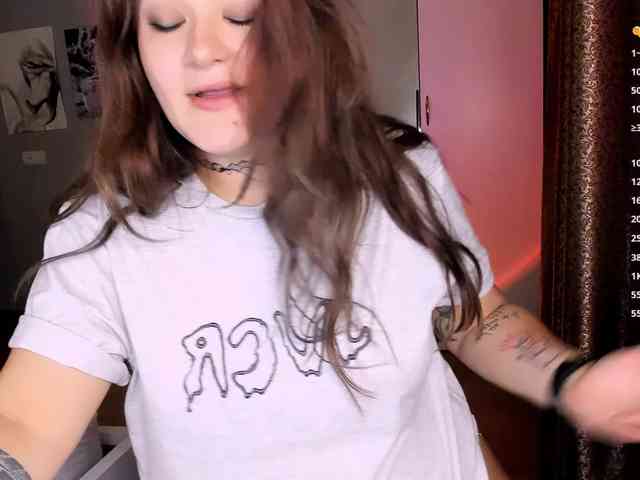 JulySlowdive webcam