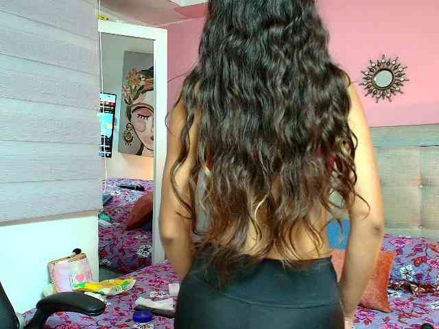 rosariio1 Live Webcam on BongaCams