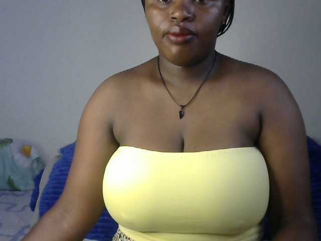 sexyhazel's BongaCams show and profile