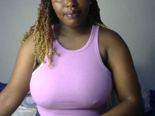 sexyhazel's BongaCams show and profile