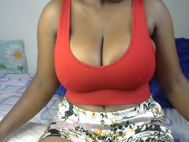 sexyhazel's BongaCams show and profile