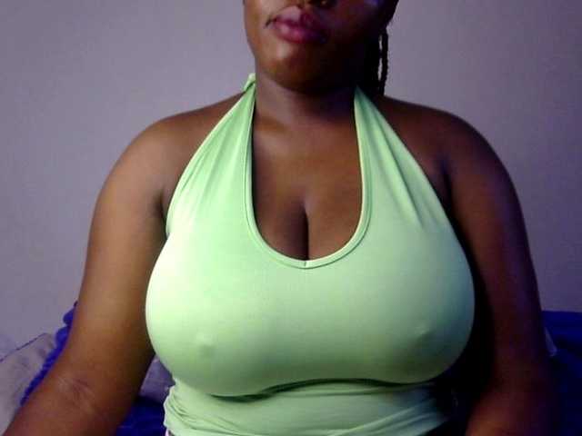 sexyhazel webcam bongacams model stream image