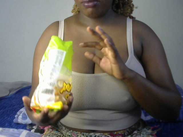 sexyhazel's BongaCams show and profile