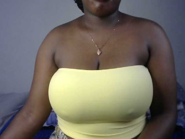 sexyhazel's BongaCams show and profile