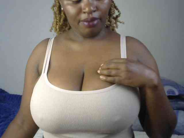 sexyhazel Live Webcam on BongaCams