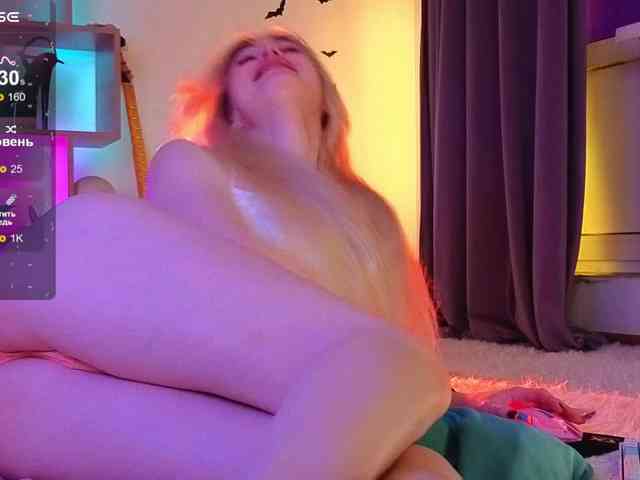 inchcaser Live Webcam on BongaCams