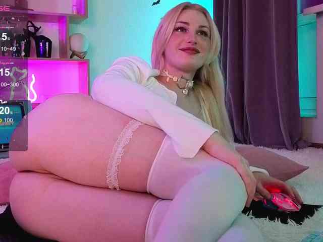 inchcaser Live Webcam on BongaCams