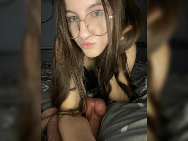 sweet-kiss22 on BongaCams