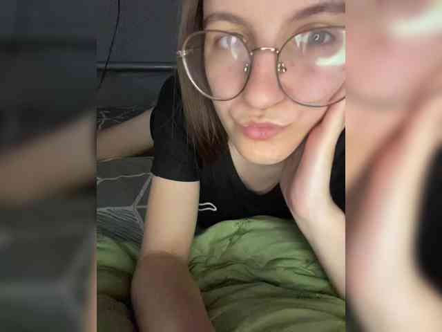 sweet-kiss22 webcam