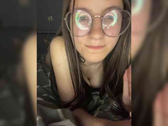 sweet-kiss22 Live Webcam on BongaCams