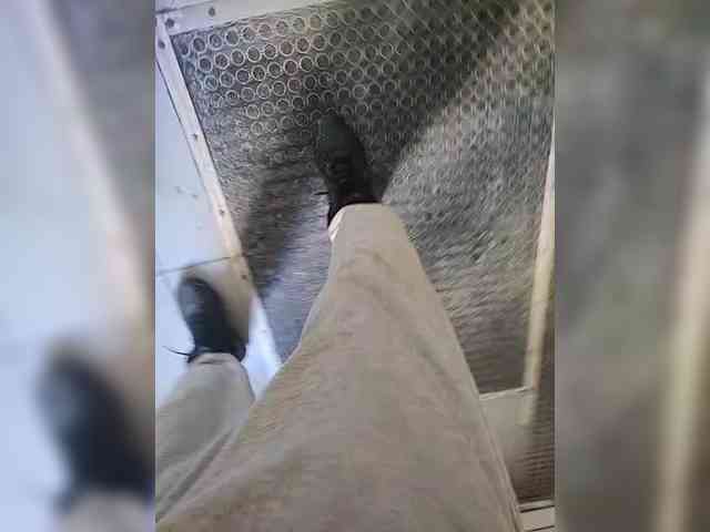 manbek Live Webcam on BongaCams