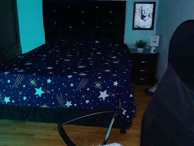 danielamendez1 webcam