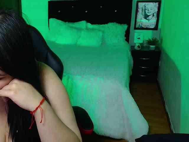 danielamendez1 webcam