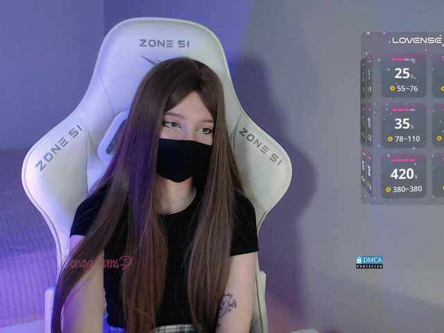 Evo4kaStorm's BongaCams show and profile