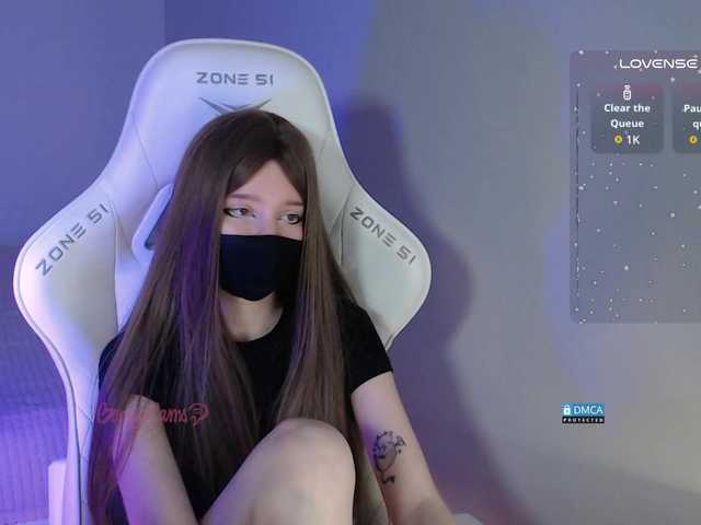 Evo4kaStorm's BongaCams show and profile