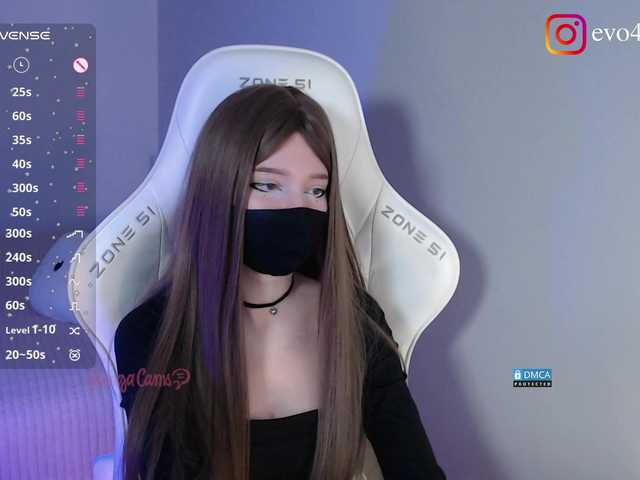 Evo4kaStorm's BongaCams show and profile