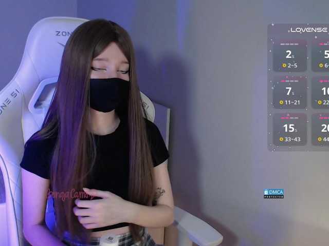 Evo4kaStorm's BongaCams show and profile